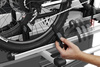 Thule WanderWay 911 + adapter 9116 - bagażnik na klapę 3 rowery do Volkswagen Transporter/Multivan T6